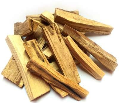 PALO SANTO trozo de 1,5cm x 7 cm aprox