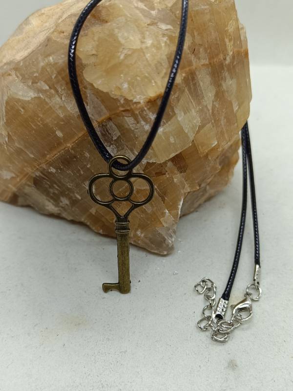 Amuleto Llave de la Suerte Hogar. (grande)