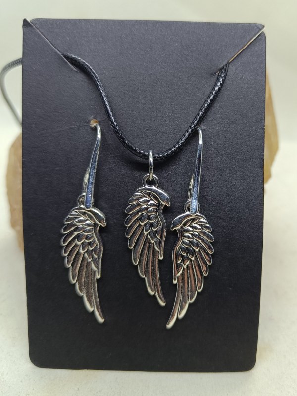 Conjunto Pendientes y colgante Alas