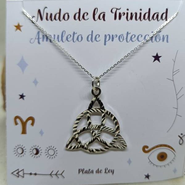 Collar Trisquel Nudo de la Trinidad